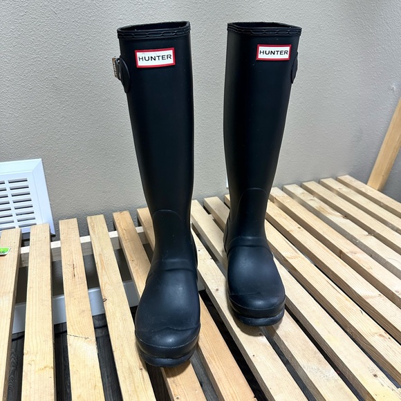 HUNTER Tall Rain Boot - Picture 9 of 15